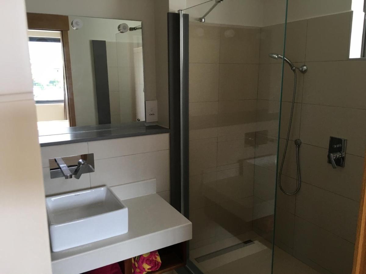Immaculate Two Beds Luxury Marina Apartment Ривьер-Нуар Экстерьер фото